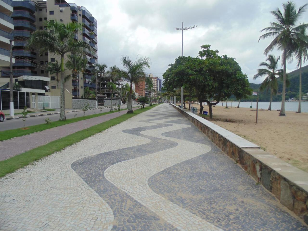 Sunny Apartamentos De 1 E 2 Dormitorios Na Martin De Sa Proximo A Praia Карагуататуба Екстер'єр фото